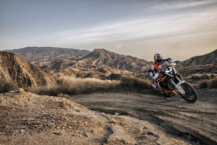 2025 KTM 1390 Super Adventure S